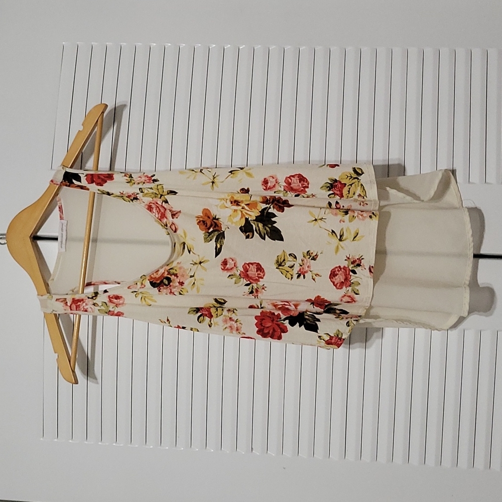 Sleeveless top